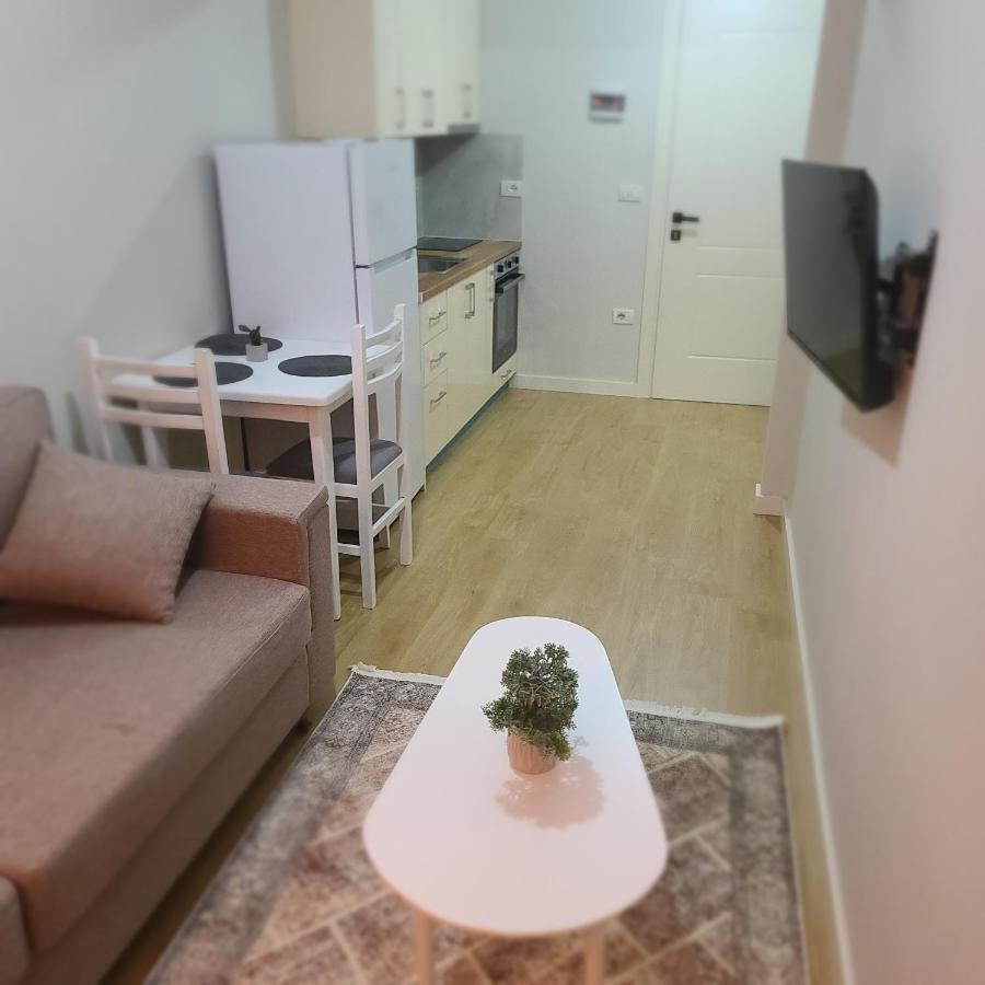 Home Inn Apartaments ティラナ エクステリア 写真